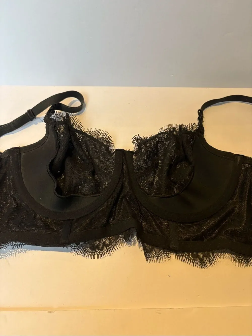 Victoria's Secret Push up without padding Black Lace Underwire Bra Size 36C